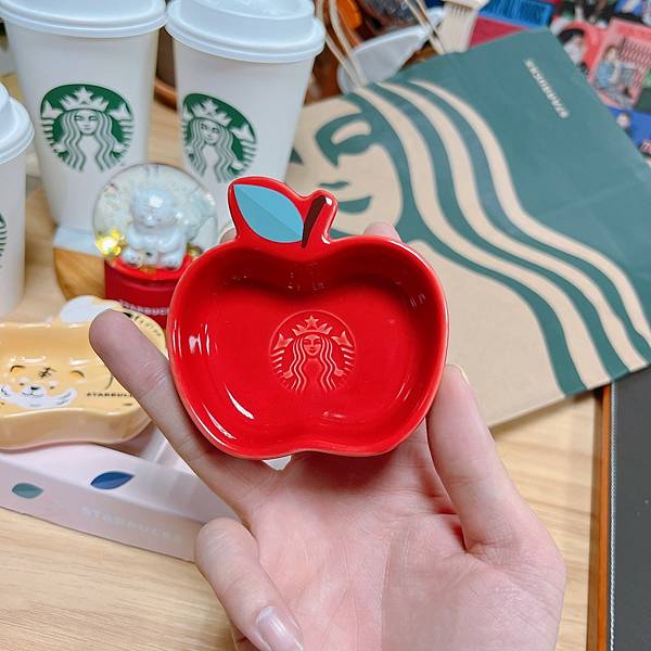 LINE_ALBUM_2021.12.3_220105_6 LINE_ALBUM_2021.12.3_220105_6