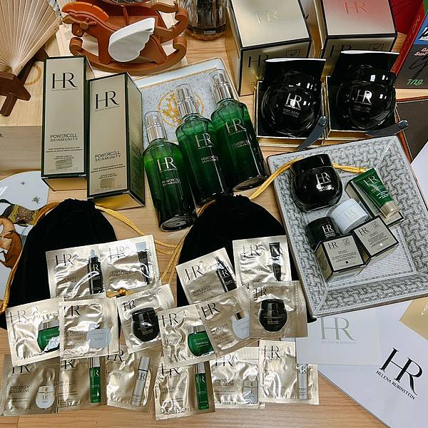 LINE_ALBUM_202259_220602_0 LINE_ALBUM_202259_220602_0