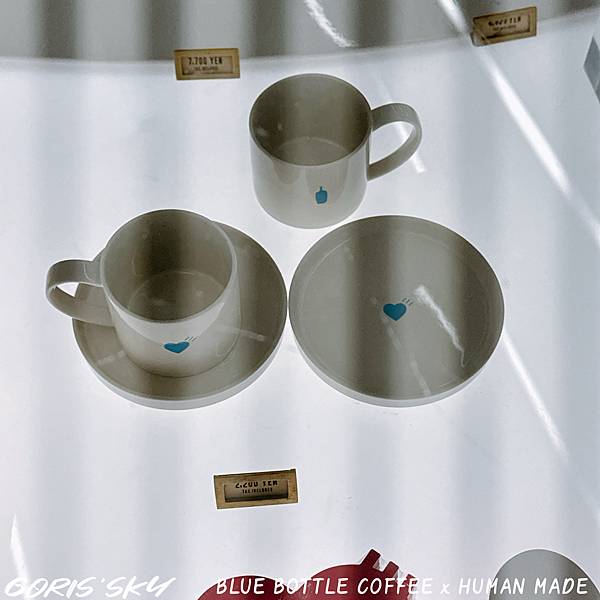 愛心藍瓶馬克杯終於補貨!送年曆送磁鐵藍瓶咖啡xHUMAN M 愛心藍瓶馬克杯終於補貨!送年曆送磁鐵藍瓶咖啡xHUMAN M