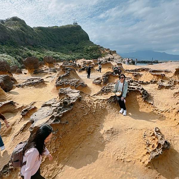 帶日本人的他全家4人一起去野柳看女王頭的流水帳全記錄