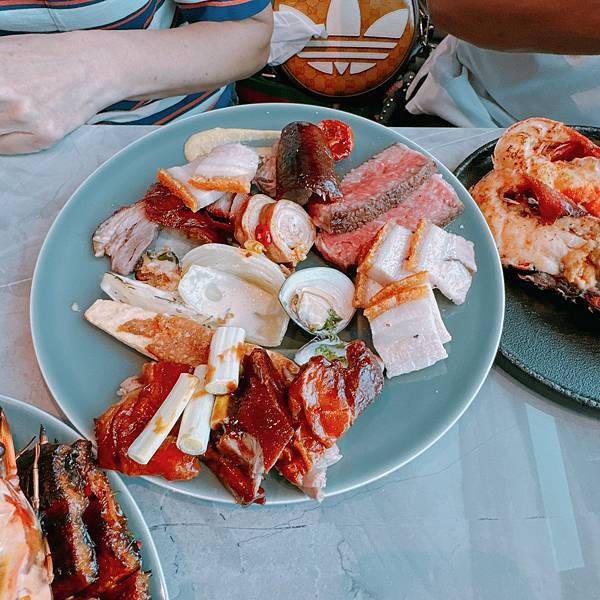 88父親節快樂!!!我花錢請客帶爸媽吃的台北101全台最高最 88父親節快樂!!!我花錢請客帶爸媽吃的台北101全台最高最