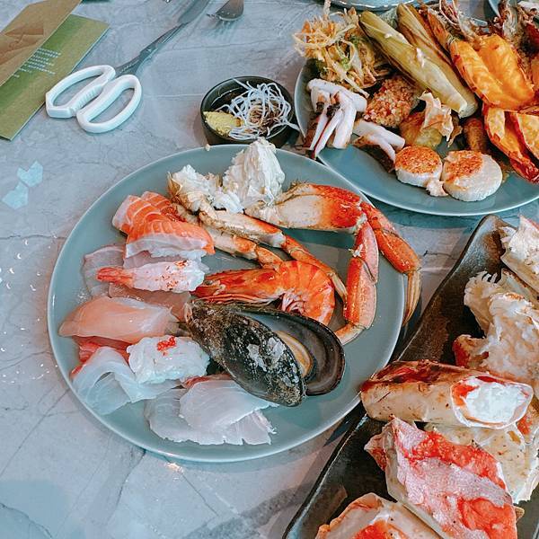 88父親節快樂!!!我花錢請客帶爸媽吃的台北101全台最高最 88父親節快樂!!!我花錢請客帶爸媽吃的台北101全台最高最