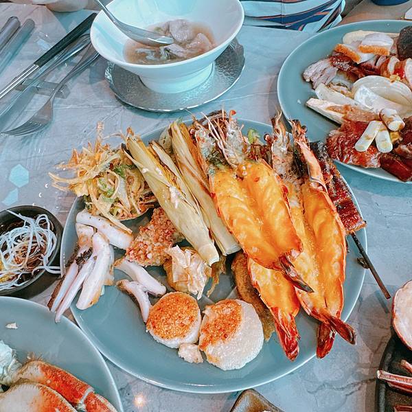 88父親節快樂!!!我花錢請客帶爸媽吃的台北101全台最高最 88父親節快樂!!!我花錢請客帶爸媽吃的台北101全台最高最