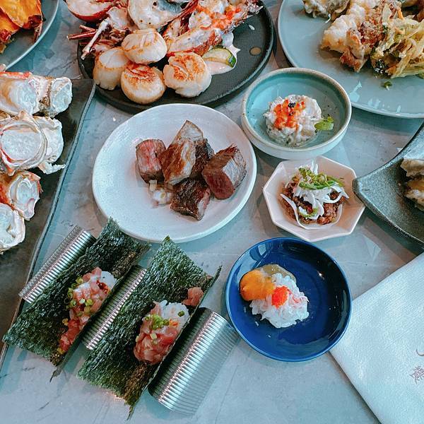 88父親節快樂!!!我花錢請客帶爸媽吃的台北101全台最高最 88父親節快樂!!!我花錢請客帶爸媽吃的台北101全台最高最