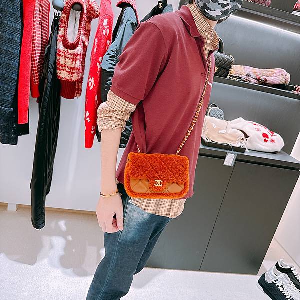 第一次在台灣香奈兒CHANEL買到爆款包!大豐收的試穿全記錄 第一次在台灣香奈兒CHANEL買到爆款包!大豐收的試穿全記錄
