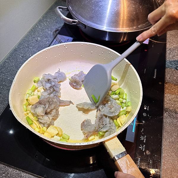 一包60的豆苗我媽神還原鼎泰豐冬季限定最貴的豆苗蝦仁(食譜做 一包60的豆苗我媽神還原鼎泰豐冬季限定最貴的豆苗蝦仁(食譜做