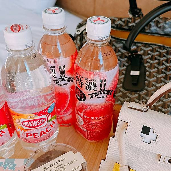 是貓貓肉球糰子!2025最新日本7-11限定必吃(黃豆粉慕斯