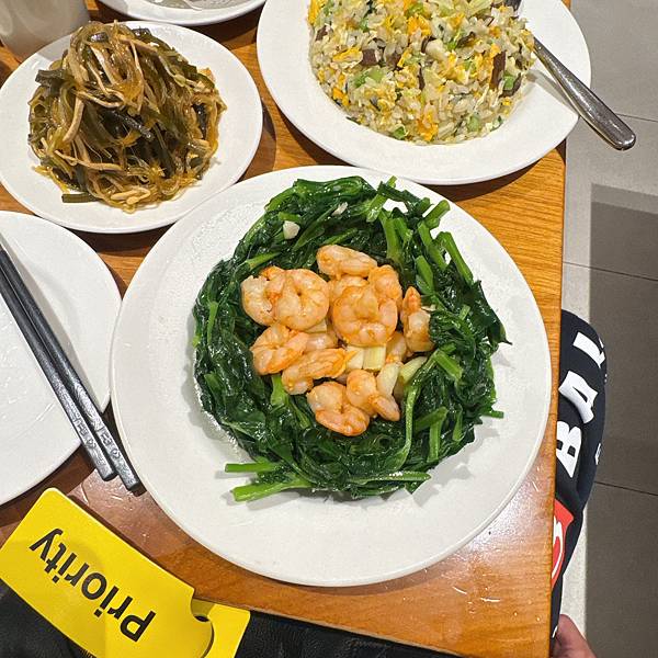 開賣了!一年就吃這一次的鼎泰豐最最最好吃的但也好貴的豆苗蝦仁 開賣了!一年就吃這一次的鼎泰豐最最最好吃的但也好貴的豆苗蝦仁