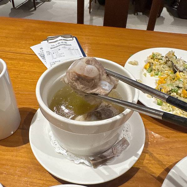 開賣了!一年就吃這一次的鼎泰豐最最最好吃的但也好貴的豆苗蝦仁 開賣了!一年就吃這一次的鼎泰豐最最最好吃的但也好貴的豆苗蝦仁