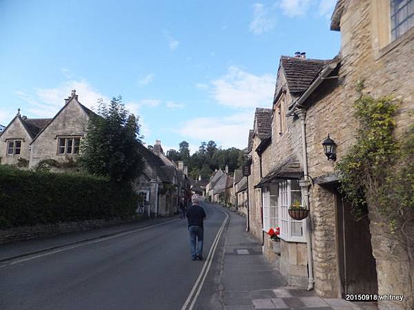 Castle combe