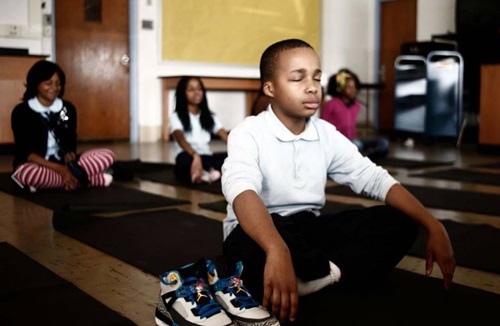 在學校裡教「壞」孩子們如何冥想 在學校裡教「壞」孩子們如何冥想