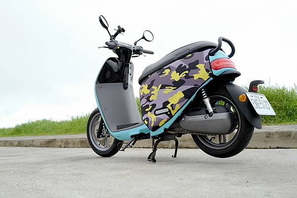 gozilla_狗吉拉_改裝配精品配件_gogoro2_s2_deluxe_delight_造型車身防刮套-28.JPG