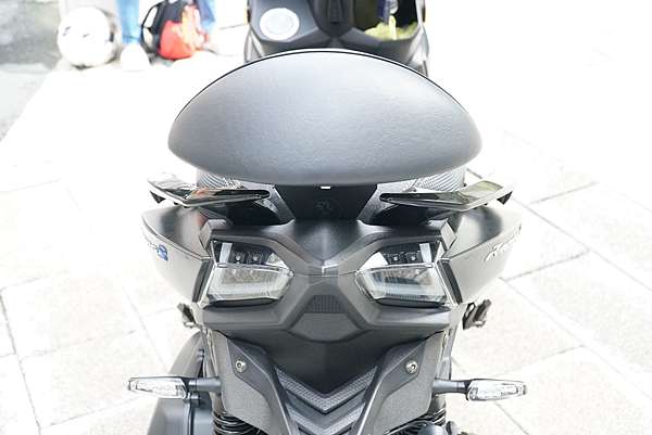 光陽kymco Racing S 125 150 Abs小饅頭後靠背台灣製造gozilla改裝配件價格馬力二手ptt 規格評價分期六期七期最新 Gozilla 狗吉拉改裝精品配件