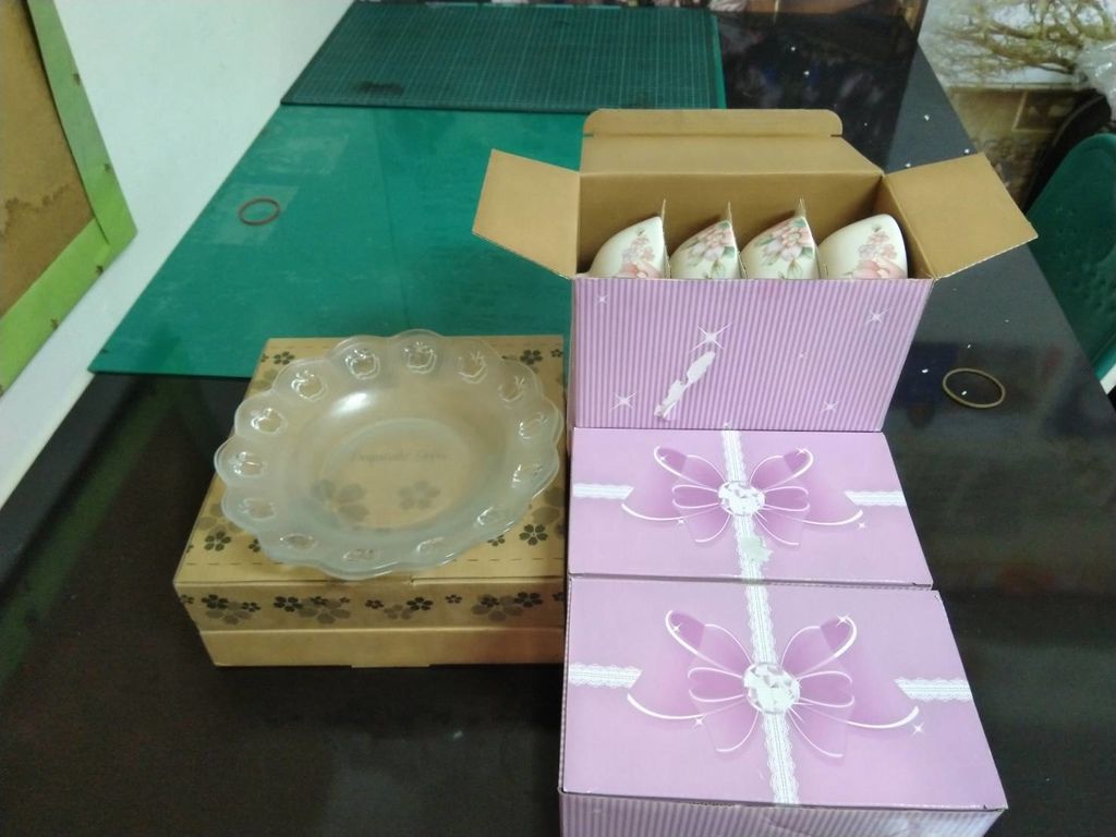 1.29游小姐捐贈碗盤組.jpg 1.29游小姐捐贈碗盤組.jpg
