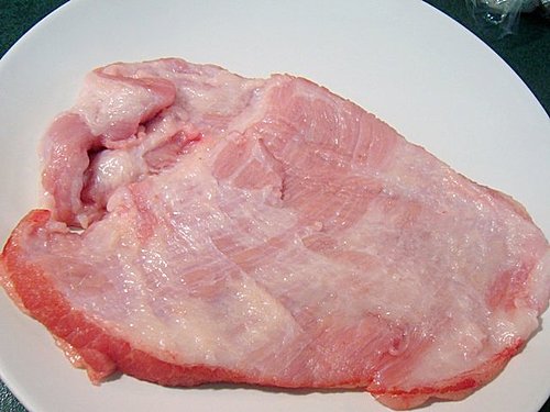 松阪猪肉又叫水晶肉,脆脆二层肉