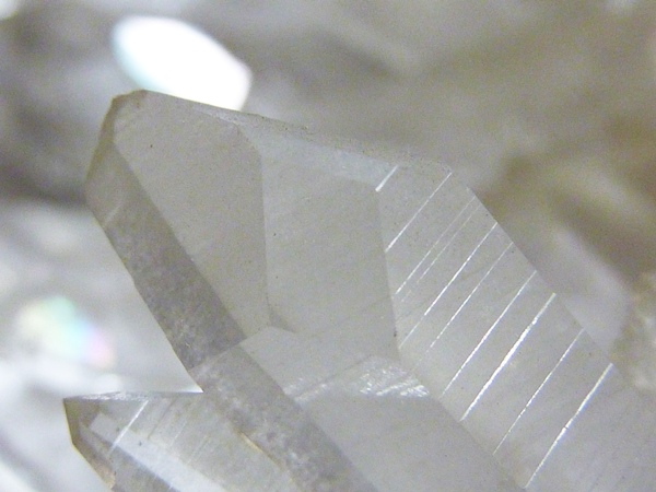 15.列穆利亞水晶柱(Lemurian Crystals)