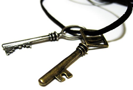 necklace2-2small.jpg necklace2-2small.jpg