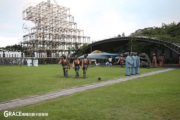 朱銘美術館-國寶級大師-1日親子遊-北部景點-金山旅遊-溜孩子好去處-塗鴉玩水-藝術欣賞-grace媽媽 (52).jpg