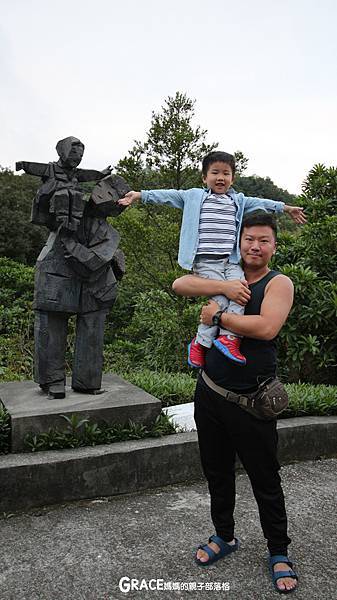 朱銘美術館-國寶級大師-1日親子遊-北部景點-金山旅遊-溜孩子好去處-塗鴉玩水-藝術欣賞-grace媽媽 (66).jpg