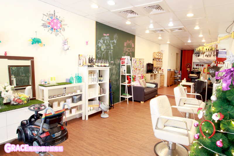 台北松山美髮推薦沃椰髮沙龍-高額頭圓臉有精神的長髮大波浪氣質成熟髮型-剪髮染髮燙髮-不用整理的電棒大捲-來自星星的你千頌伊-價格表-親子部落客grace媽媽的親子部落格 (4).jpg