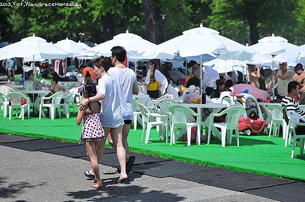 2013宜蘭童玩節~冬山河親水公園的水域~我是宜蘭民宿小管家葛瑞絲