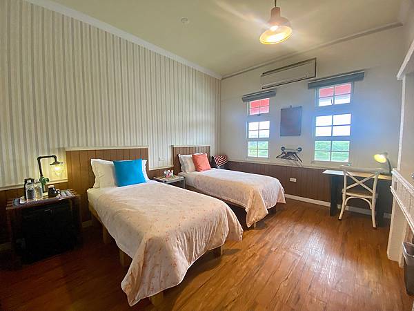 宜蘭民宿米卡洛雙單人床雙人房