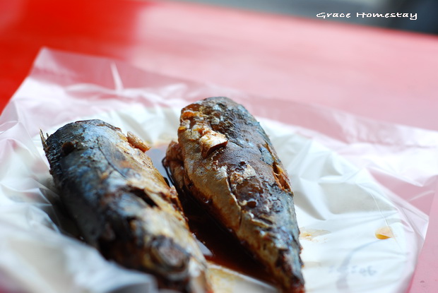 宜蘭美食~南方澳漁市米粉羹魚丸湯