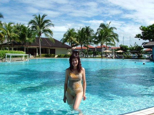 2006_0207_095658_太平洋絲綢飯店游泳池