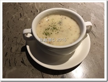 Neverland Noodle BAR餐點美味、不收服務費