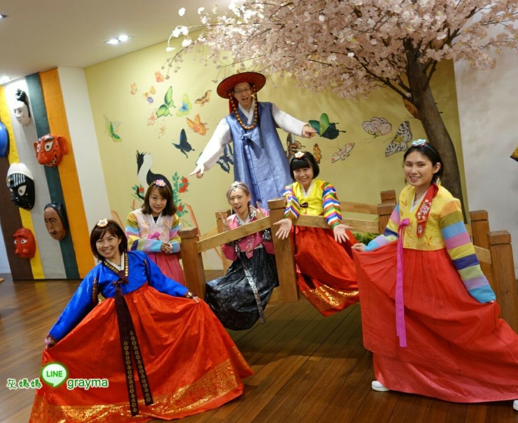 16-06-21-17-52-18-975_deco.jpg 16-06-21-17-52-18-975_deco.jpg