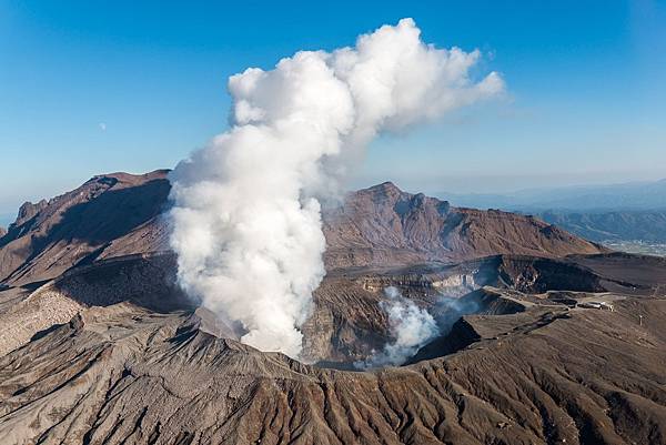 阿蘇火山.jpg