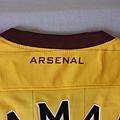 Arsenal 201011客場--後領.JPG