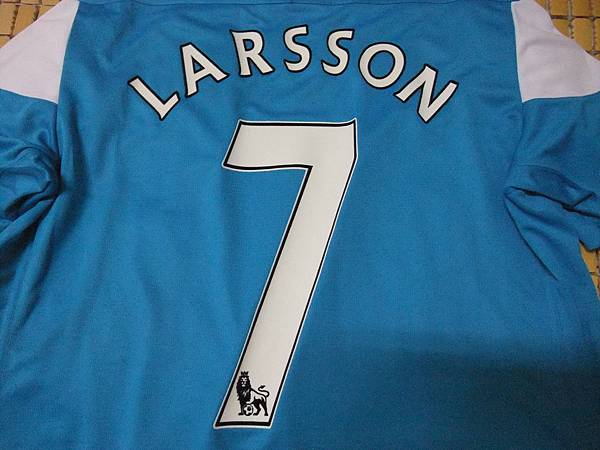 Sunderland 2011-12 Away - 7.Sebastian Larsson