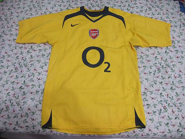 Arsenal 200506客場--正面.JPG