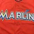 Miami Marlins 2012 Alternate Orange RE - 胸前.JPG