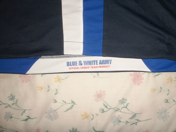 08-09 Blackburn Rovers 客場--Blue & White Army.JPG