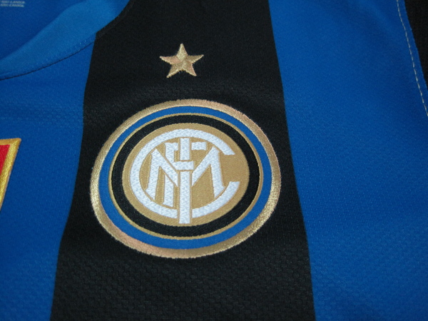 2008-09 Inter主場--隊徽.JPG