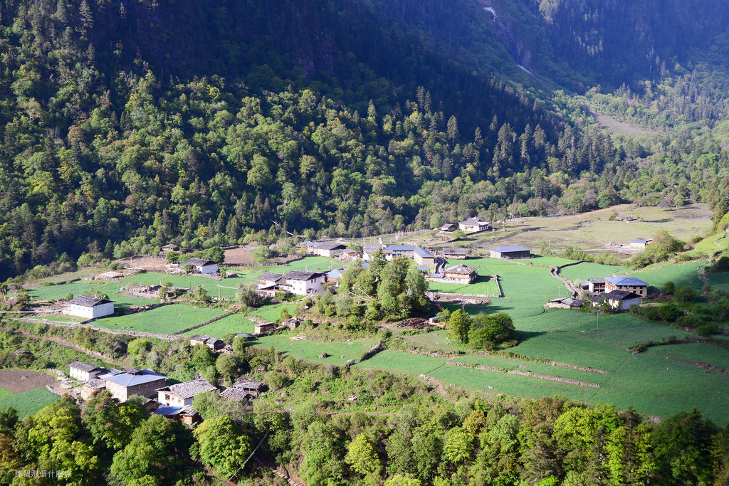  2014 雲南徒步行(DAY 7) - -徒步進雨崩20