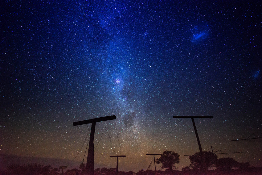 在西澳必做的三十五件事—(23) 奧古斯都山星空縮時(Par 在西澳必做的三十五件事—(23) 奧古斯都山星空縮時(Par