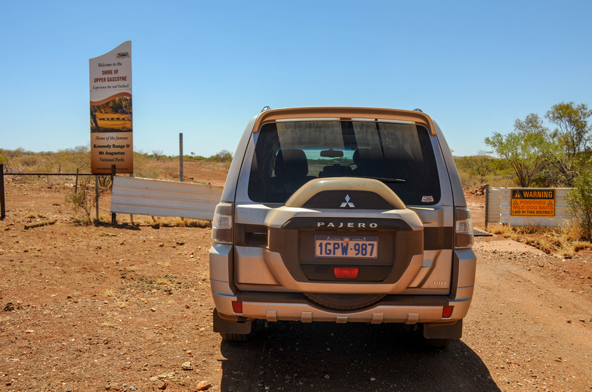 由西北前進奧古斯都山(Part 1) (Mount Augu 由西北前進奧古斯都山(Part 1) (Mount Augu