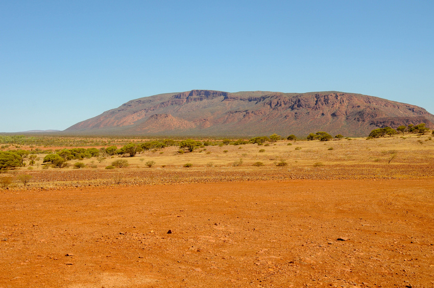 在西澳必做的三十五件事—(22) 攀爬奧古斯都山(Part 在西澳必做的三十五件事—(22) 攀爬奧古斯都山(Part
