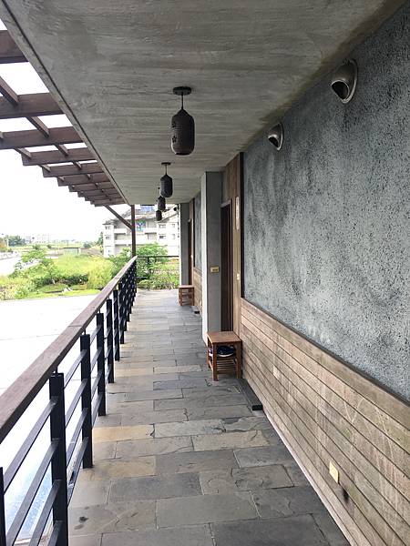 【宜蘭五結民宿推薦】悠閒,才是度假該有的態度: 輕塵別院 【宜蘭五結民宿推薦】悠閒,才是度假該有的態度: 輕塵別院