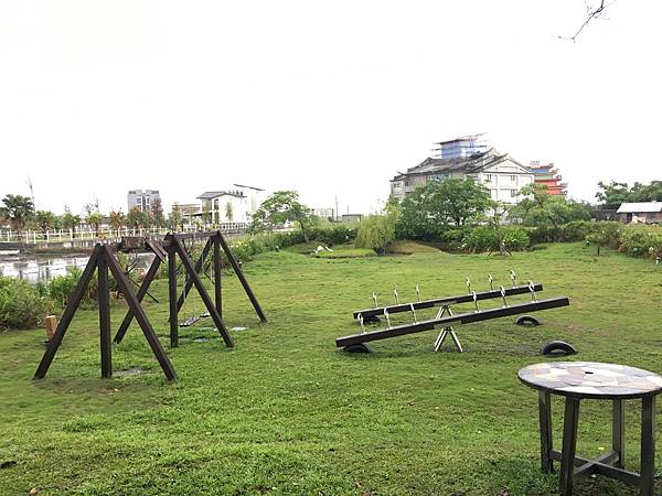 【宜蘭五結民宿推薦】悠閒,才是度假該有的態度: 輕塵別院 【宜蘭五結民宿推薦】悠閒,才是度假該有的態度: 輕塵別院