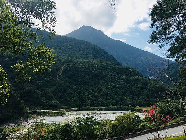 【花蓮三天兩夜旅遊全攻略】從行程安排到必吃美食,觀光客與在地 【花蓮三天兩夜旅遊全攻略】從行程安排到必吃美食,觀光客與在地
