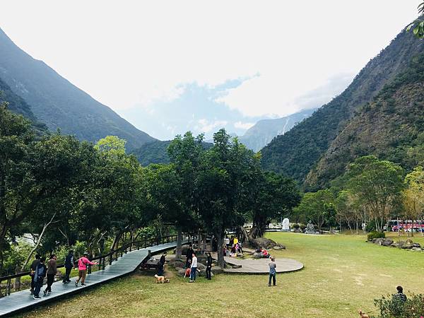 【花蓮三天兩夜旅遊全攻略】從行程安排到必吃美食,觀光客與在地 【花蓮三天兩夜旅遊全攻略】從行程安排到必吃美食,觀光客與在地