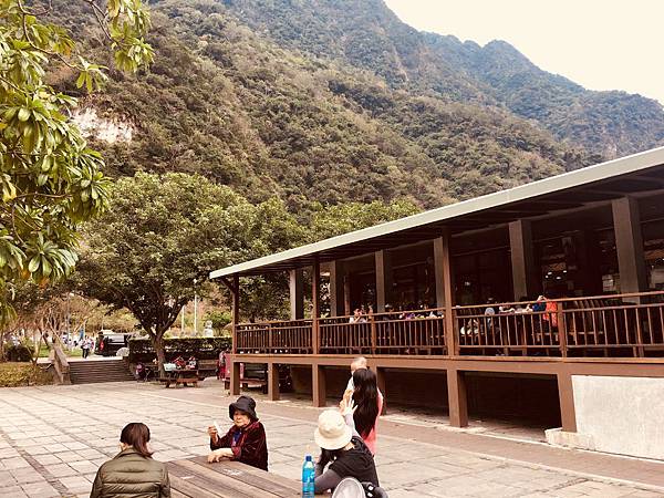 【花蓮三天兩夜旅遊全攻略】從行程安排到必吃美食,觀光客與在地 【花蓮三天兩夜旅遊全攻略】從行程安排到必吃美食,觀光客與在地