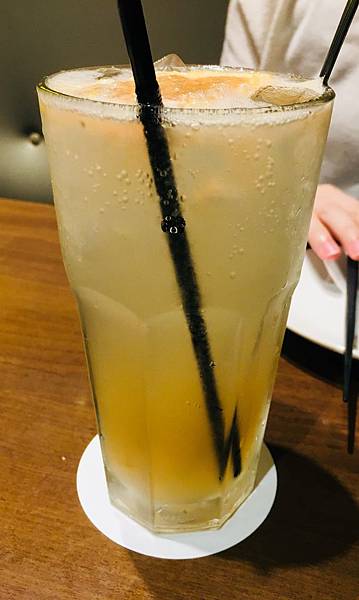 【台北內湖推薦餐酒館】Jolly卓莉泰式料理餐廳 【台北內湖推薦餐酒館】Jolly卓莉泰式料理餐廳