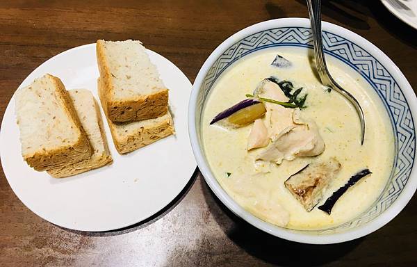 【台北內湖推薦餐酒館】Jolly卓莉泰式料理餐廳 【台北內湖推薦餐酒館】Jolly卓莉泰式料理餐廳