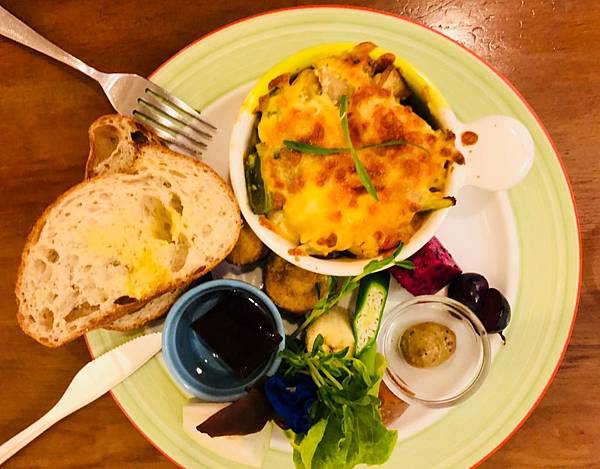 【花蓮三天兩夜旅遊全攻略】從行程安排到必吃美食,觀光客與在地 【花蓮三天兩夜旅遊全攻略】從行程安排到必吃美食,觀光客與在地