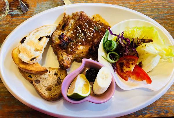 【花蓮三天兩夜旅遊全攻略】從行程安排到必吃美食,觀光客與在地 【花蓮三天兩夜旅遊全攻略】從行程安排到必吃美食,觀光客與在地